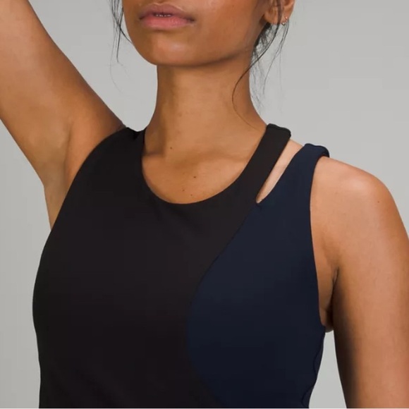 Lululemon Nulu Asymmetrical Yoga Tank Top, B/C Cup Black and Navy size 4 - Picture 2 of 7